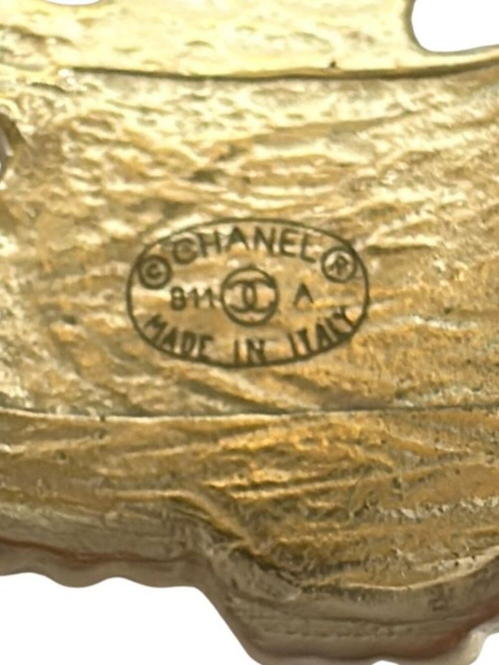 Chanel Rhinestone Ultra Ring - Picture 6 of 8